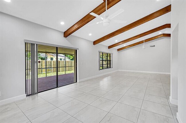 Building Photo - 5700 SW 120th Ave