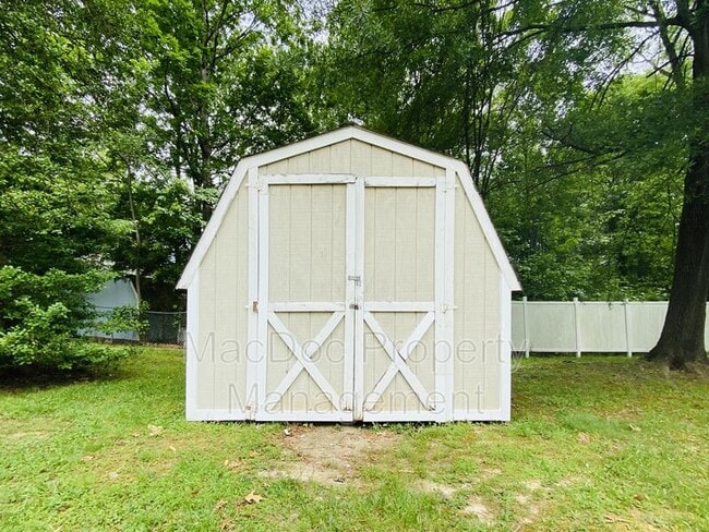 Building Photo - 10717 S Jamie Pl