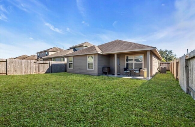 Building Photo - 3419 Hollow Mist Dr