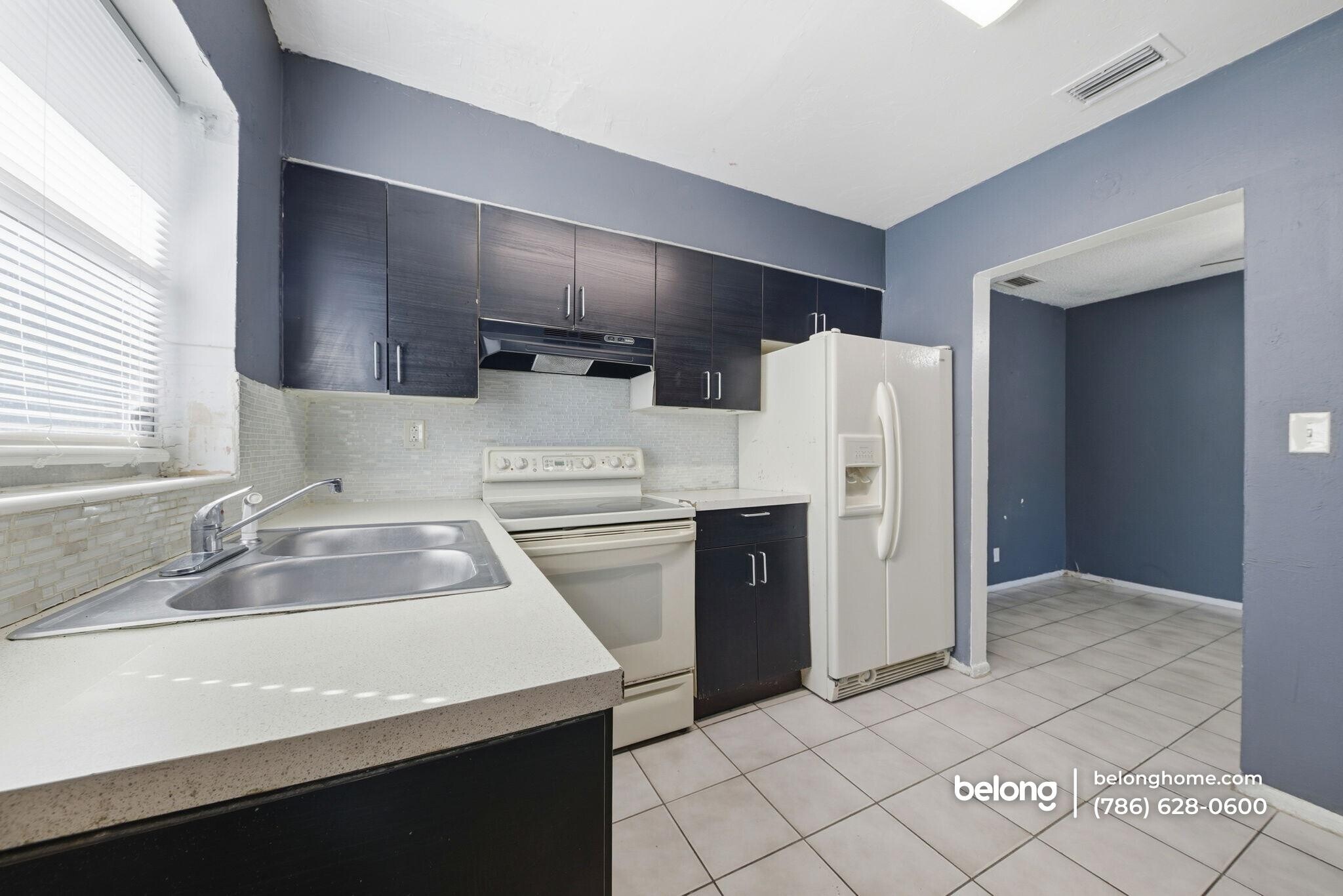 Building Photo - 1439 NW 8th Ave