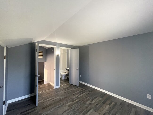 Building Photo - 3137 Maize Rd