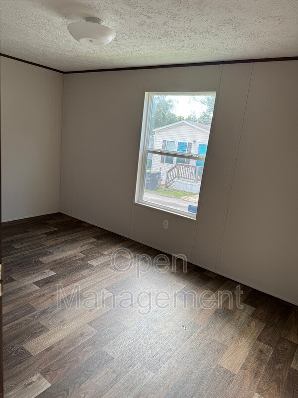 Building Photo - 396 Manatee Cove Dr