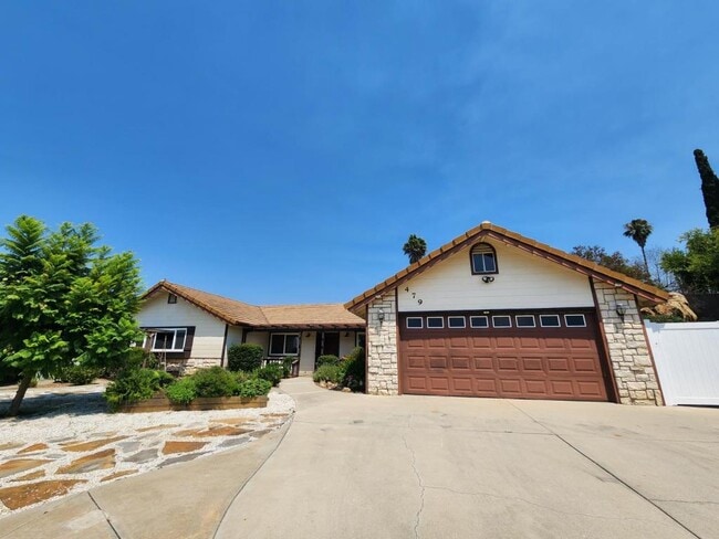 Primary Photo - 479 Merida Dr