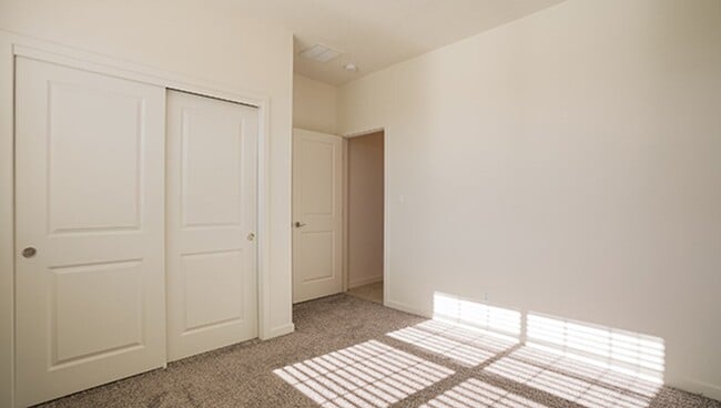 Building Photo - New Construction in Santa Fe!!!!