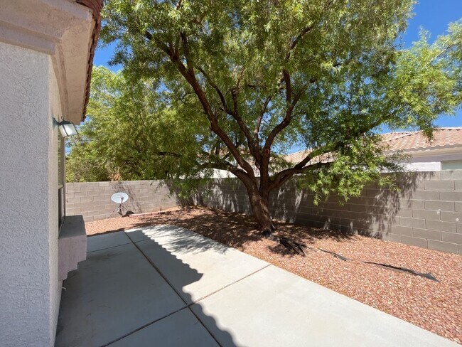 Building Photo - Stunning 2 story, 5-bedroom home in Rhodes Ranch