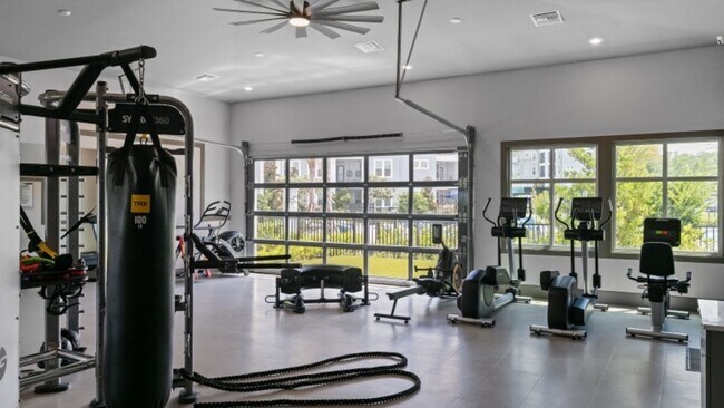 Building Photo - 824 Integra Pk Dr