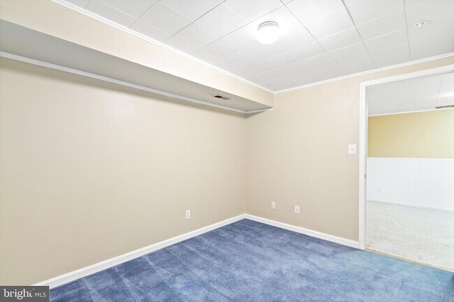 Building Photo - 520 Buckstone Garth