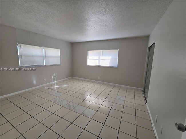 Building Photo - 5309 NW 27th St