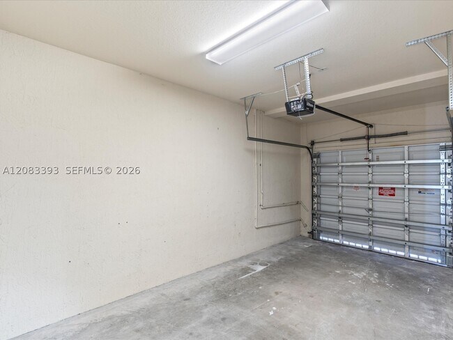 Building Photo - 11628 NW 87th Ln