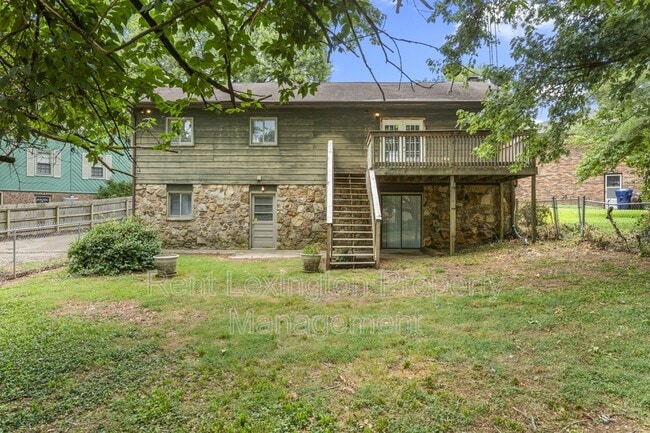 Building Photo - 2025 Langhorne Dr