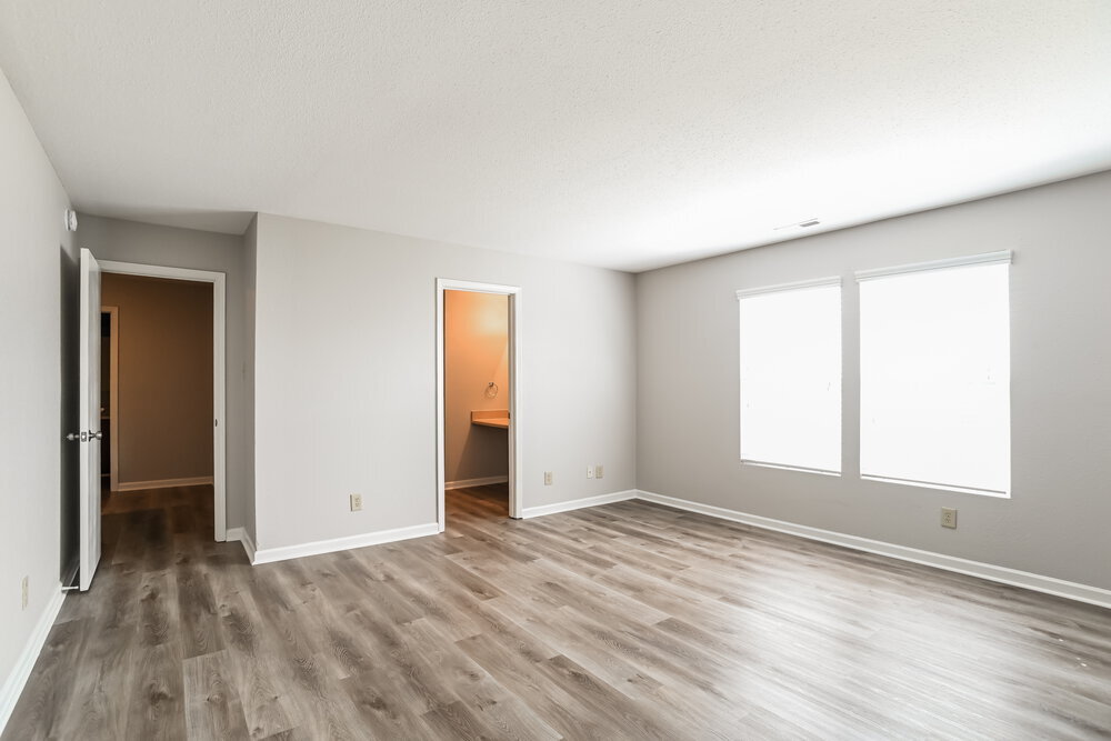 Building Photo - 13921 Lawrence Farm Ln