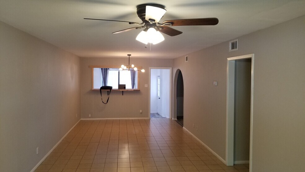 Building Photo - 9317 Powhatan Dr