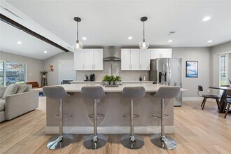 Building Photo - 1505 Westbury Trail