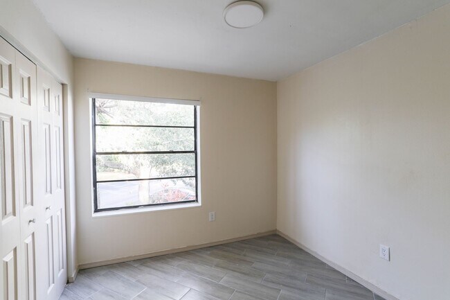 Building Photo - 3655 Atrium Dr