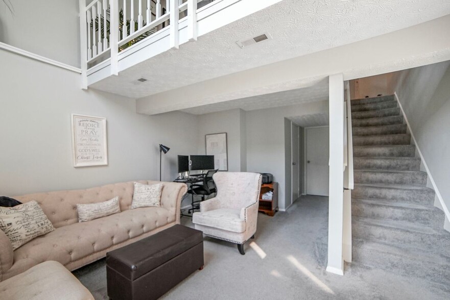 Building Photo - 3650 Castle Terrace