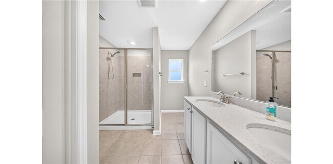 Building Photo - 12 Bella Vita Way