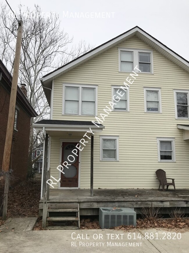 Building Photo - Renting for the 25-26 school year-Spacious...