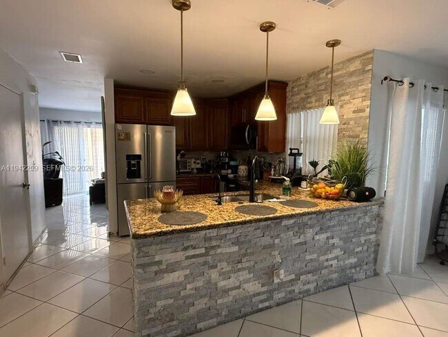 Building Photo - 300 SW 100th Ave