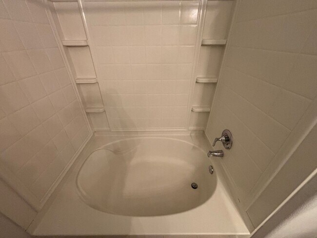 Building Photo - *CUTE 2 MASTER BEDROOM CONDO IN GATED COMMUNITY!!*