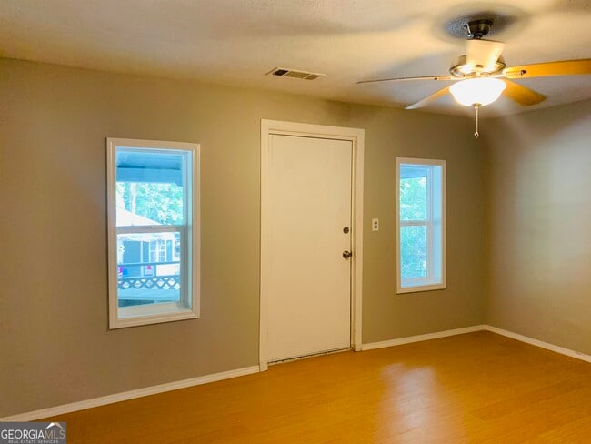 Building Photo - 7 Burdette Pl