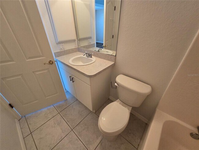 Building Photo - 3255 Mayflower Terrace