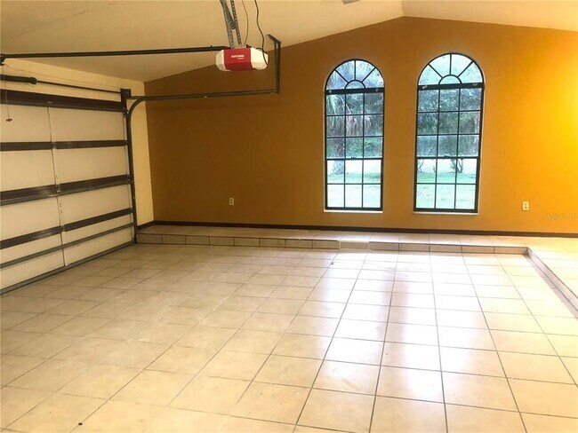 Building Photo - 1115 Old Polk City Rd