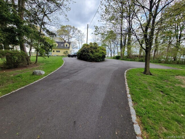 Building Photo - 144 Old Winkle Point Rd