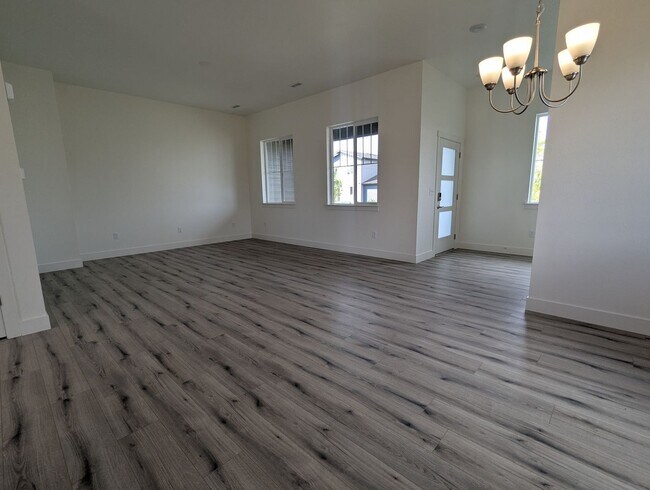 Building Photo - BRAND NEW HOME FOR RENT IN TIMNATH TRAILSI...