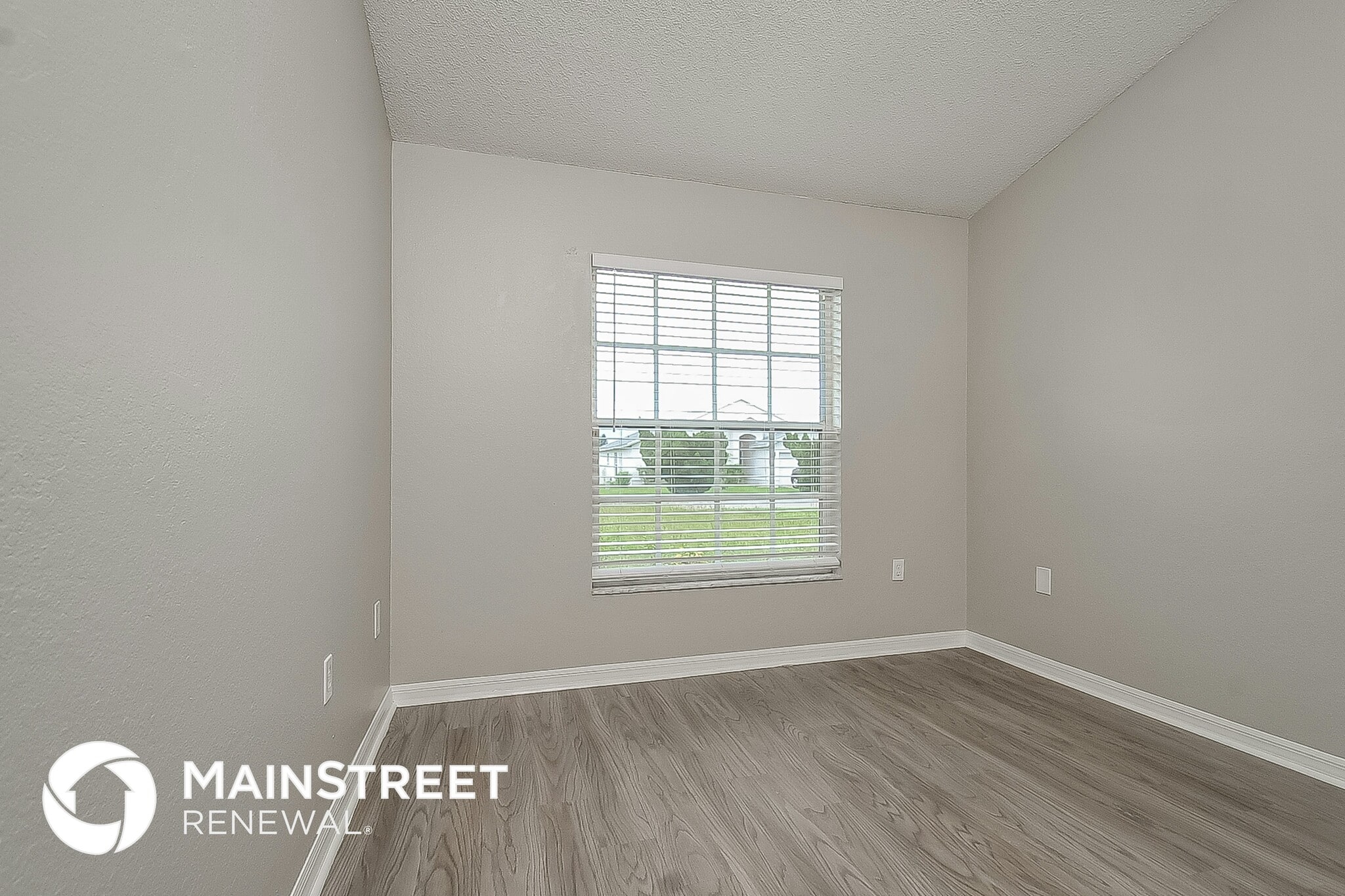 Building Photo - 3736 Imperial Dr