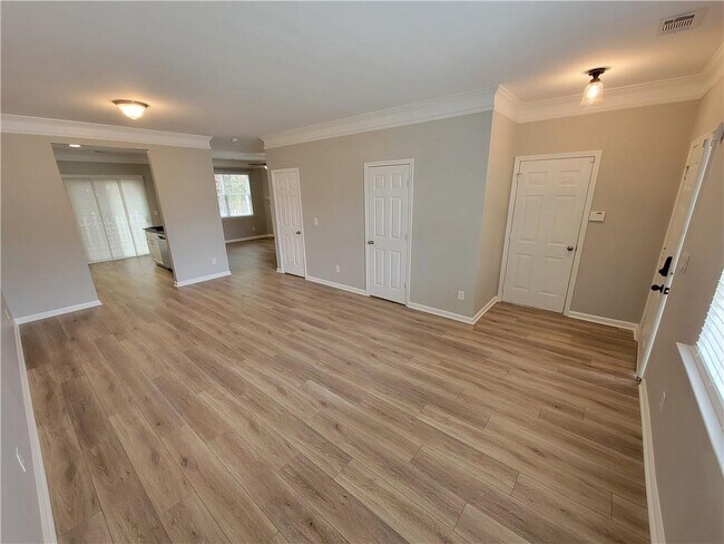 Building Photo - 501 Windstone Trail