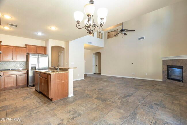 Building Photo - 7341 Black Sage Dr