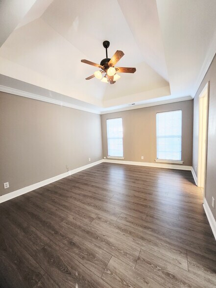 Building Photo - 420 Nathan St