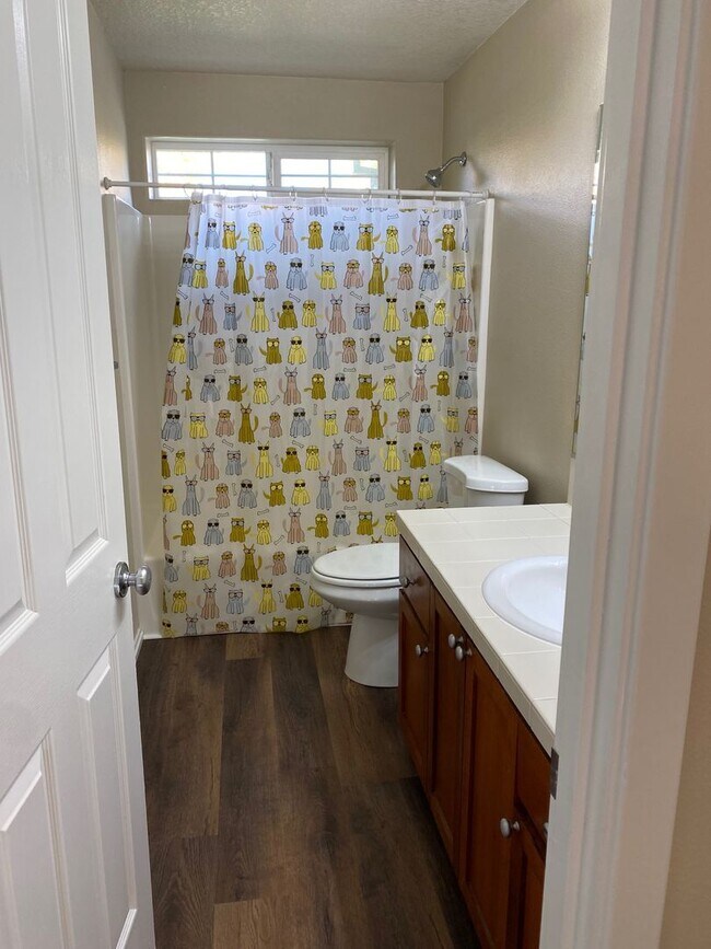 Building Photo - 64th Way House