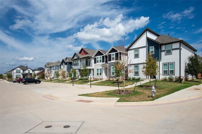 Building Photo - 4705 Lavender Field Path