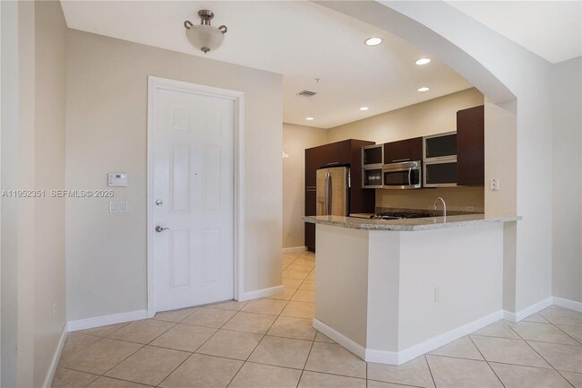 Building Photo - 2900 NW 125th Ave