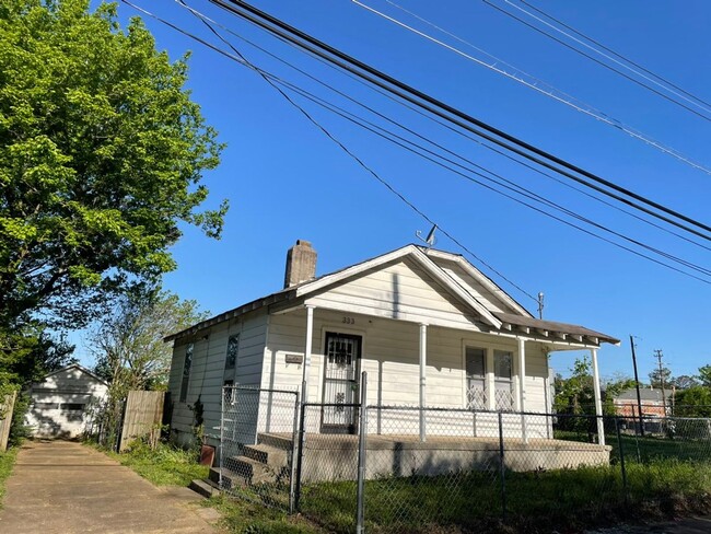 Primary Photo - 333 Boston St