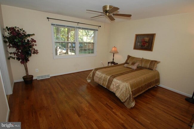 Building Photo - 6042 Haverhill Ct