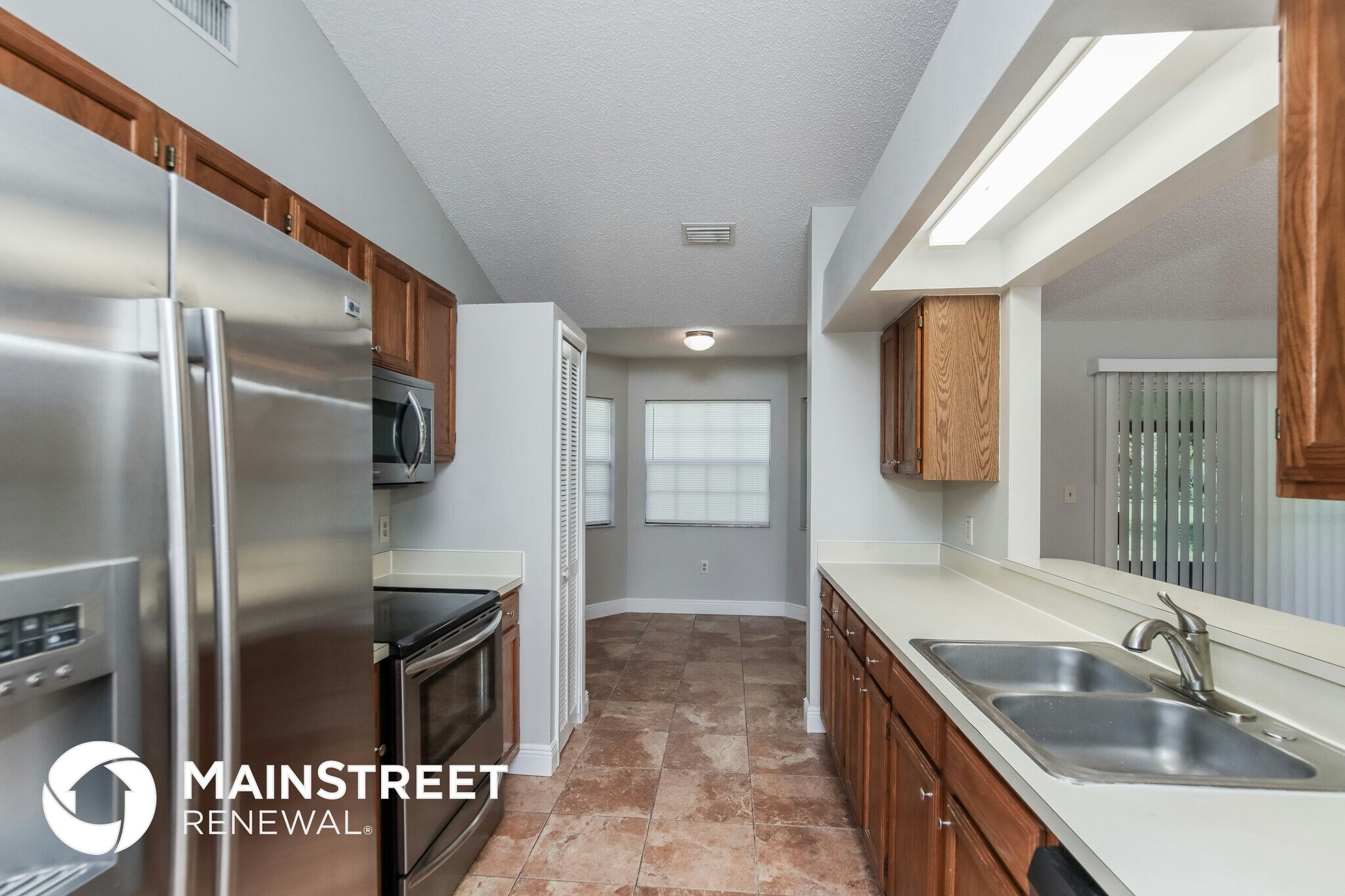 Building Photo - 707 Isar Ave NW