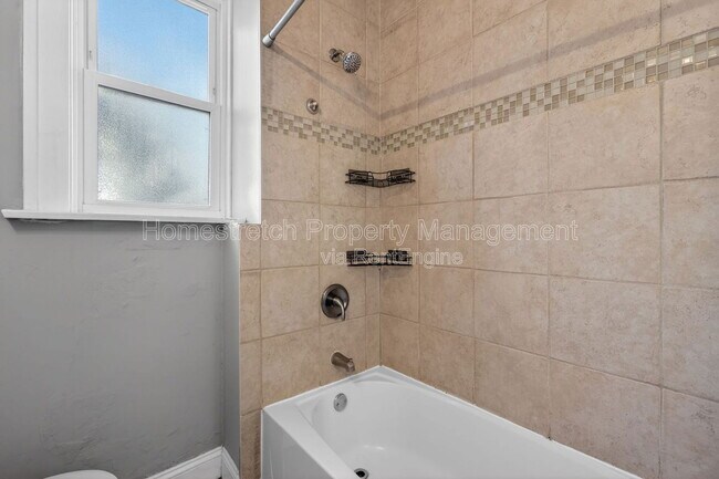 Building Photo - 4762 Alma Ave