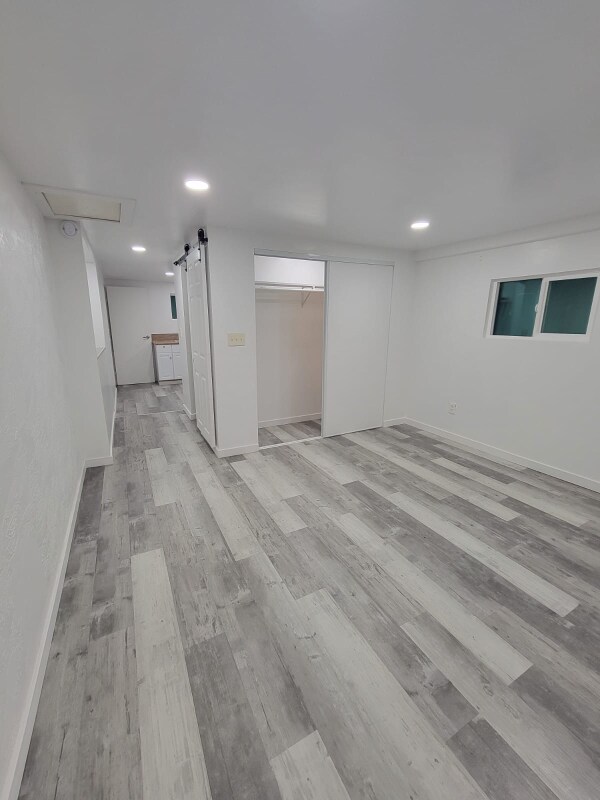 Building Photo - 571 Tilling Way