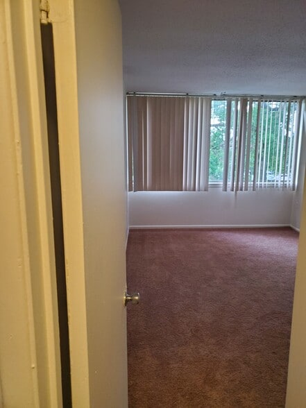 bed Rm - 1800 Metzerott Rd