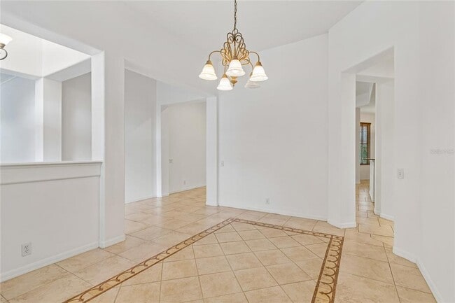 Building Photo - 2204 Elizabeth Way