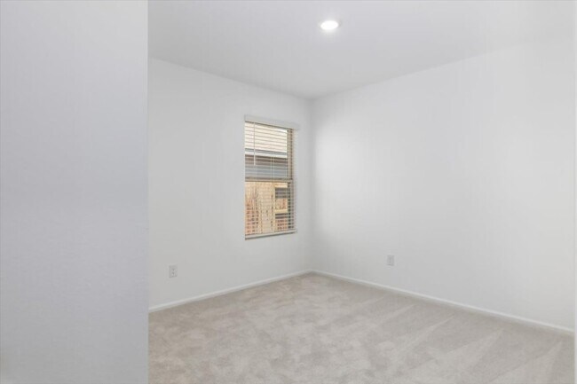 Building Photo - 19513 Rosali Meadow Dr