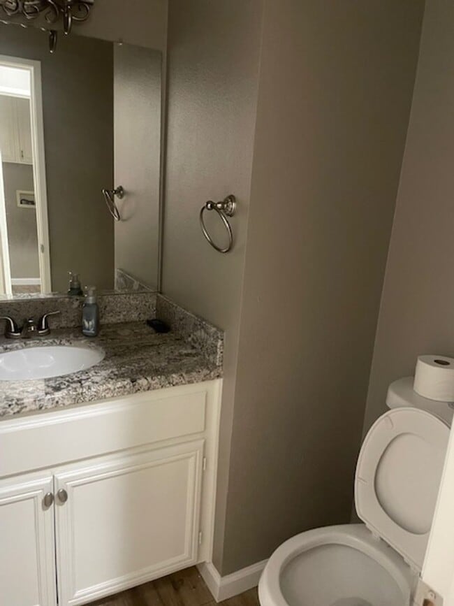 Building Photo - Pool and Spa