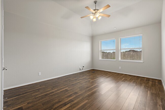 Building Photo - 20335 Weeping Pine Way