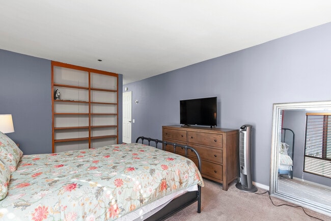 Building Photo - 4007 Everts St