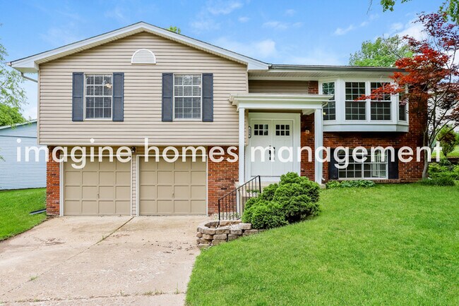 Primary Photo - Lovely, renovated 3 bedroom home in Ballwin