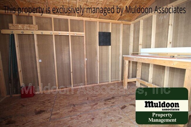 Building Photo - 7655 Vallhalla Dr
