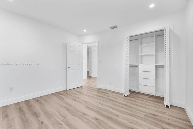 Building Photo - Southwest 103rd Street, Miami, FL 33176 - ...