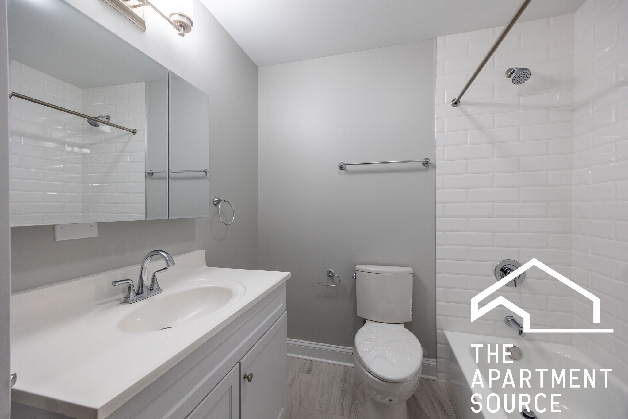 Building Photo - 752 W Gordon Ter